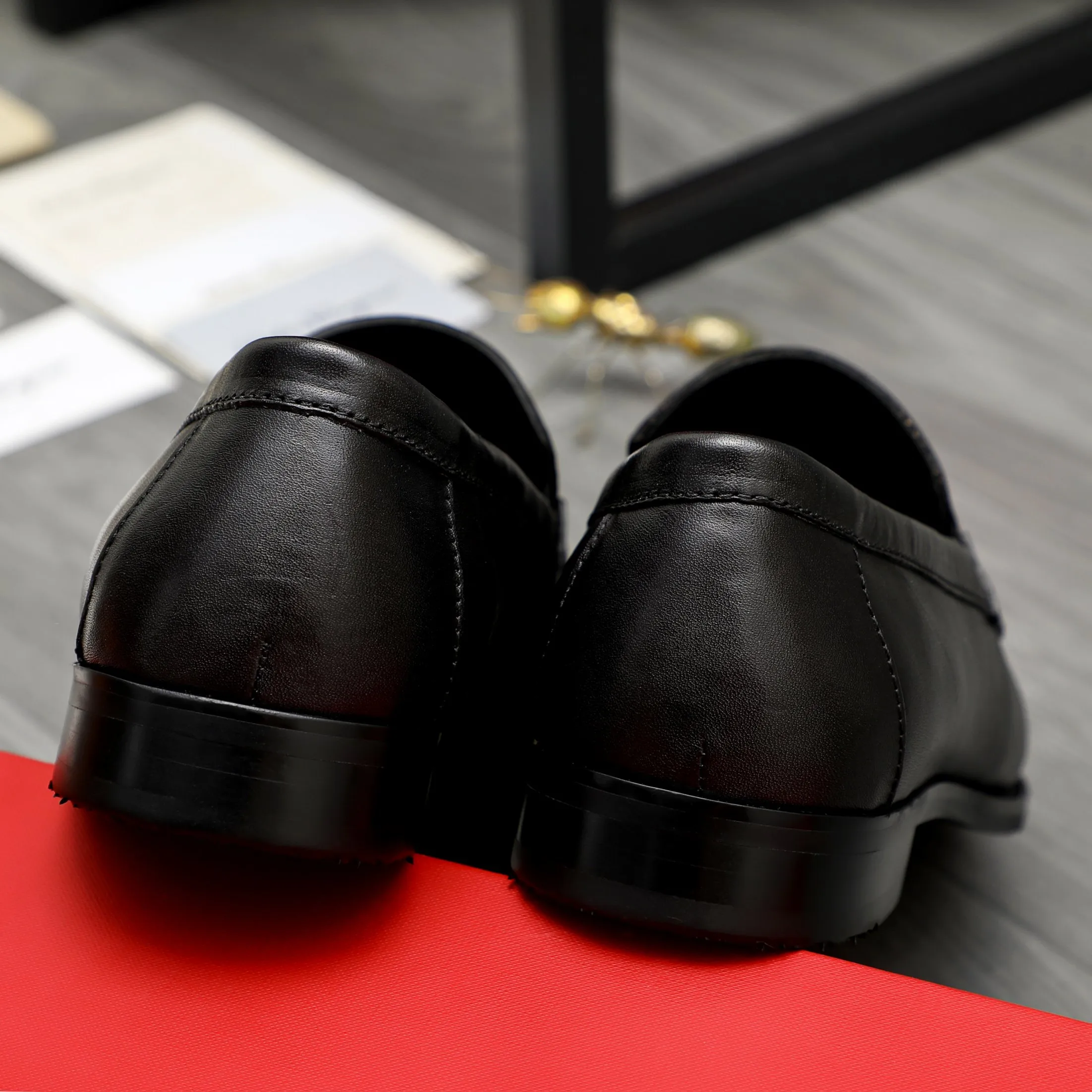 Men's shoes 💰540 Product trademark: Ferragamo "Ferragamo" business casual slip-on leather shoes Regular size: 39-45 (45. Customized, non-returnable) Product materials: Selected high-quality cowhide upper, cowhide lining, original outsole